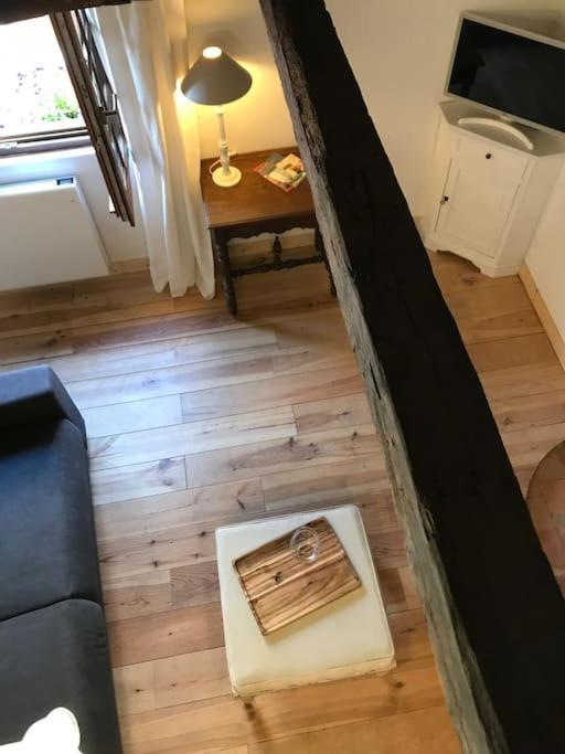 Petite Maison Medievale 帕塞内 外观 照片